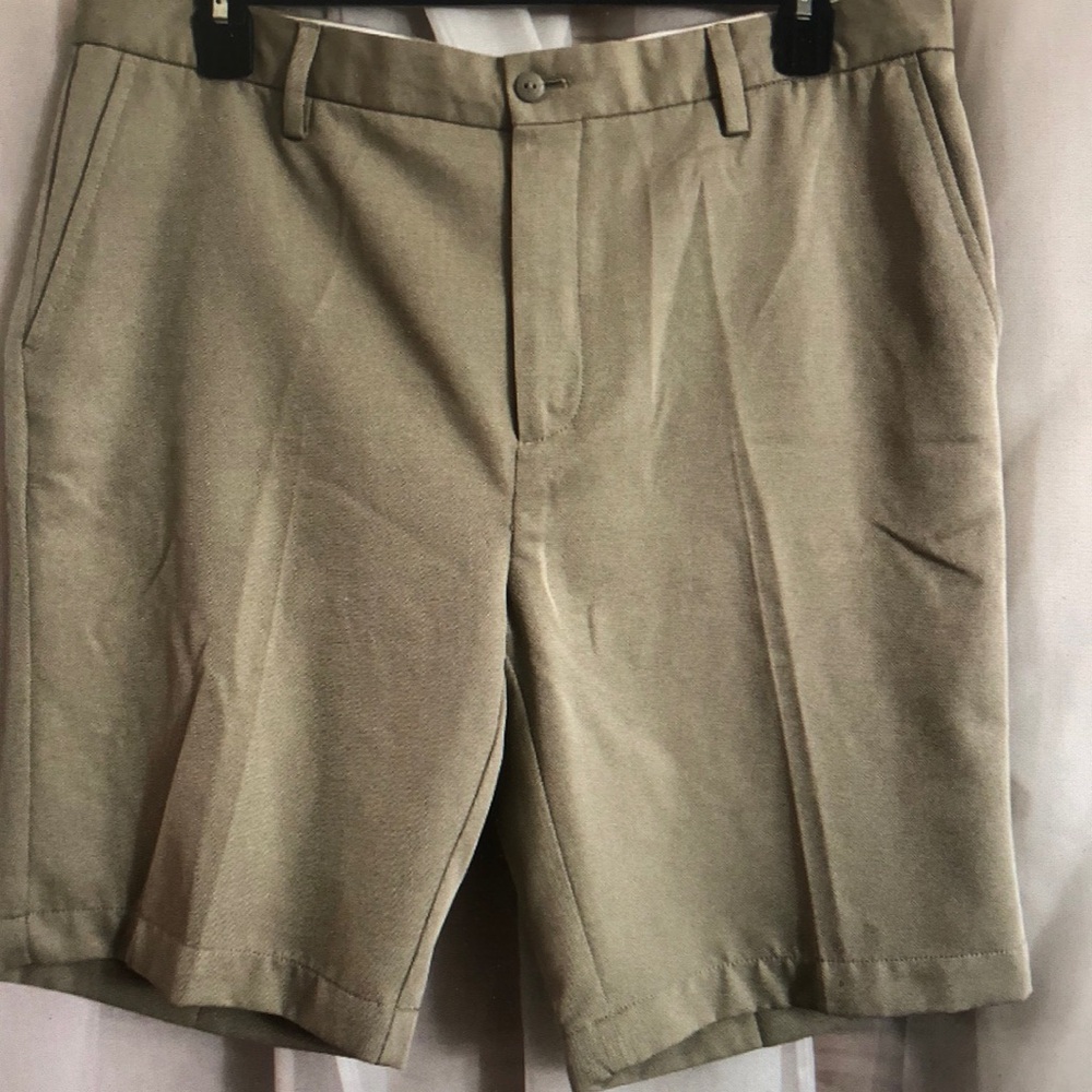 Men's Tan Shorts